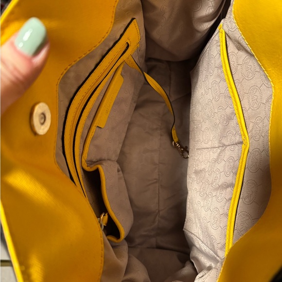 VGUC Yellow Michael Kors Studded Hamilton - Picture 3 of 6